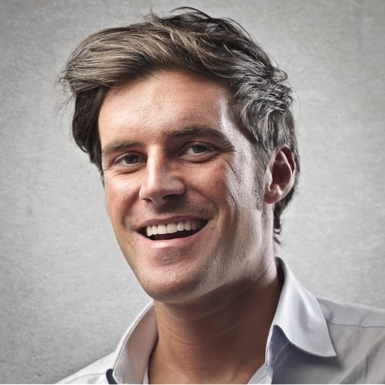 John Lee headshot